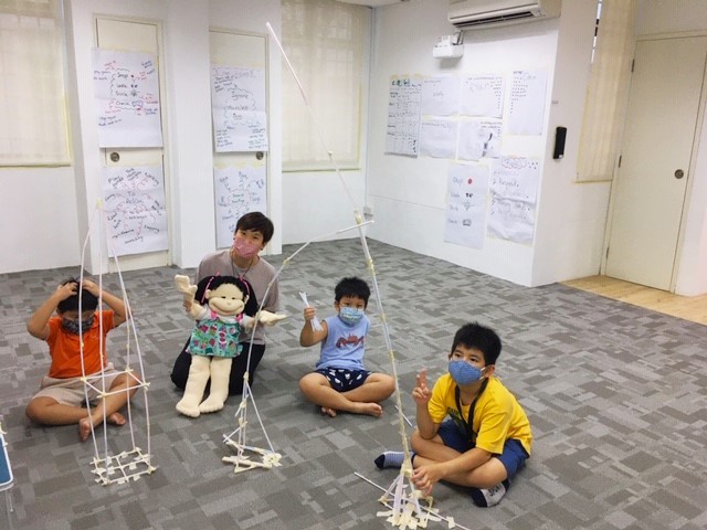 ROAR with Dina Team Building