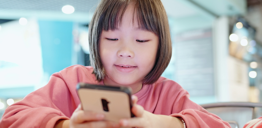 How to Tackle the Dreaded Question Can I Have a Smartphone